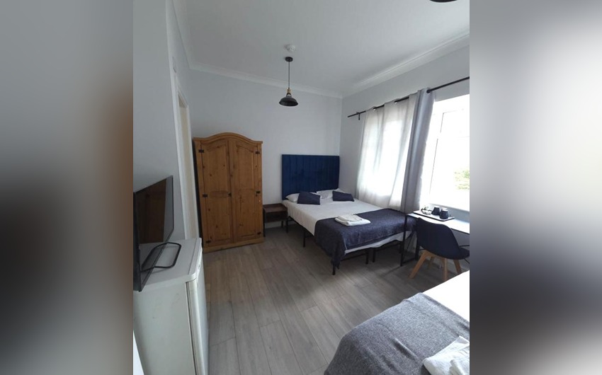 A typical room at Golders Park Hotel